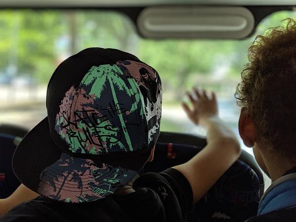 Wer winkt uns zur&uuml;ck??