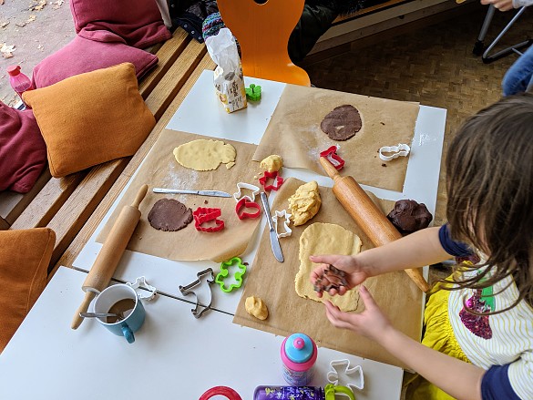 Es gab sogar Teig mit Schokolade!