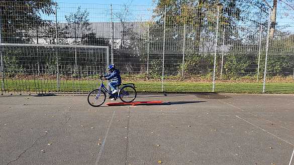Auf dem Verkehrs&uuml;bungsplatz